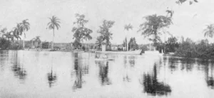 Embarcadero del taller de alfarería de Salvador Garriga sobre el río Damují.