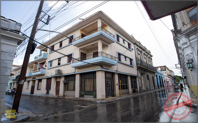 Edificio actual en el antiguo emplazamiento de la ferretería de Milanés no. 17, Matanzas, 2022.