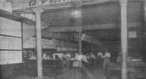 G. Fernández. —Sucesor, Bernardo Pérez. Vista del almacén de sombreros en la Habana ca. 1918.