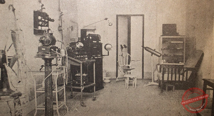 Vista interior del Gabinete Electro Médico del Dr. Enrique Sáez Bringuier en Cárdenas (Ca. 1924).