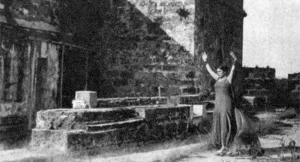 Graziella Garbalosa poeta y autora de “Ninfas, Sueños y Cisnes” en Cienfuegos (Ca. 1930).