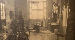 Gabinete del doctor José M. Veulens en Cárdenas (Ca. 1924).