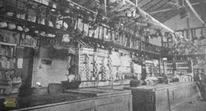Vista interior de “La Tienda Grande” de Eufrasio Lamadrid, S. en C., en Coliseo, Matanzas (Ca. 1924).
