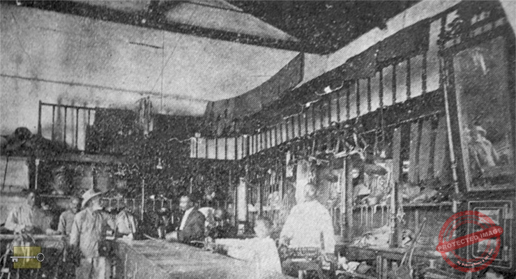 Vista interior de la talabartería “La Moderna” de Cornelio Hernández en Coliseo, Matanzas (Ca. 1924).