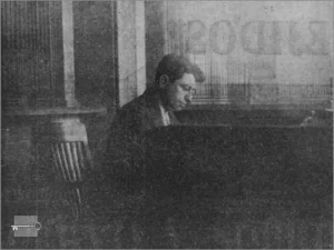 Alejo González Pereda gerente del Palacio de los Bueyes ca. 1918.