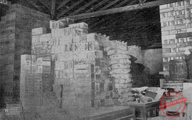 Gómez y Compañía S. en C., vista parcial del almacén y productos de la firma importadora de víveres en Manzanillo, Cuba ca. 1918.