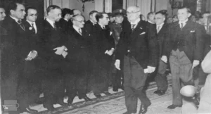 José Agripino Barnet llega al Palacio Presidencial para prestar juramento como presidente de la República en diciembre de 1935.