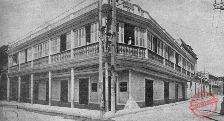 Mercadé, Bergnes y Cía. Edificio de la firma en Aguilera baja 38, esquina a Peralejo, Santiago de Cuba ca. 1918.