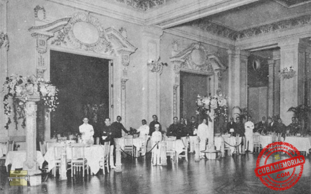 Vista del gran comedor y salón de baile de The Casino, antiguo Casino de la Playa, en la Playa de Marianao, ca. 1922.