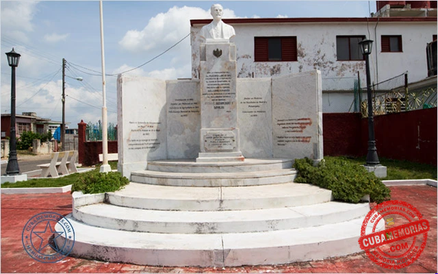 Monumento al mayor general Pedro E. Betancourt y Dávalos en Matanzas, inaugurado en 1940