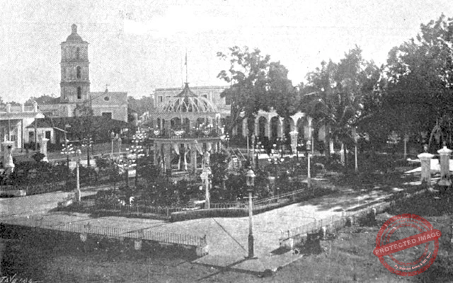 Vista de la Plaza Martí en Remedios ca. 1904.