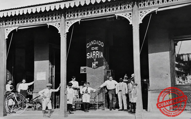 Vista exterior de la casa comercial “El Candado” de Sarría y Hermano en Perico, hacia 1919.