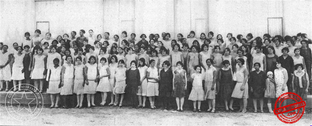Empleadas de la fábrica de tabacos José L. Piedra en Camajuaní, ca. 1929.