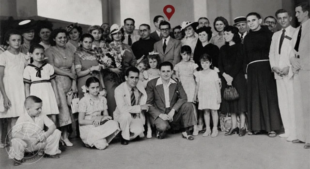 Manuel Purón y su esposa, Fuencisla Álvarez Alonso, recibidos por familiares y amigos a su regreso de México en 1939