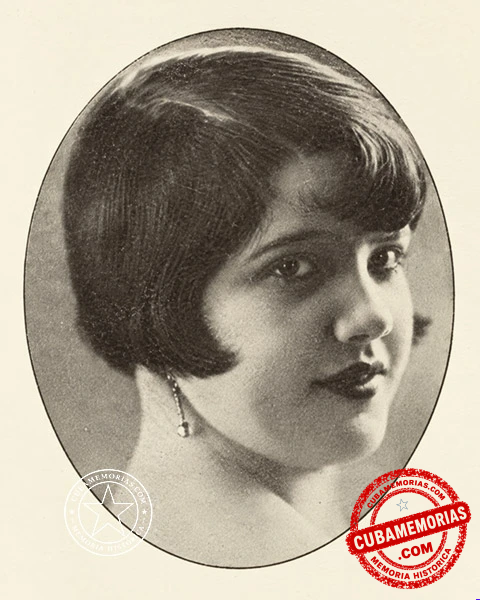 Retrato de Dalia Iñiguez y Ramos, pianista y profesora vinculada al Conservatorio Sicardó de La Habana.