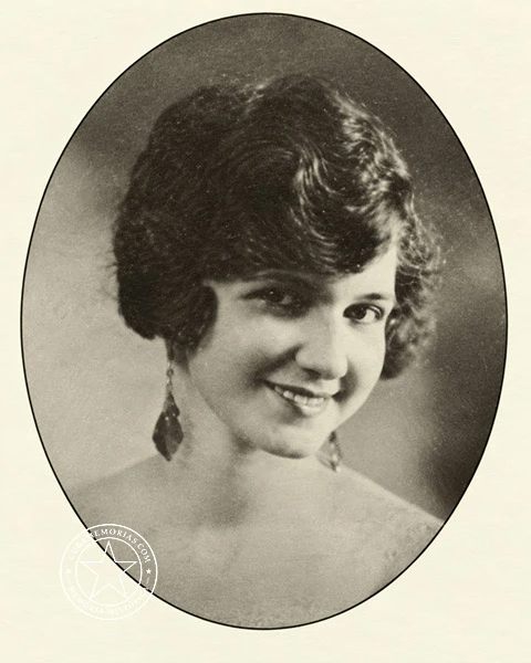 Retrato de Isabel E. González, graduada del Conservatorio Sicardó y alumna de Cira Tormo.