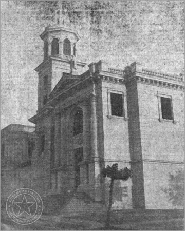 Vista exterior de la nueva iglesia del Monasterio de Santa Clara de Asís, construida en el Reparto Batista de Luyanó, La Habana, en 1927.
