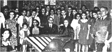 Inauguración de una Academia de Corte y Costura en Marianao bajo la dirección de Margarita Monserrat de Sastre.